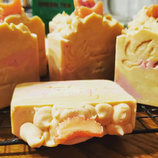 Market Peach frosted soaps